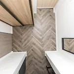 Apartamentai - 444 Butas *