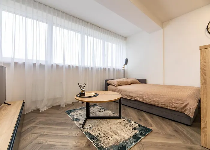 Apartamentai - 444 Διαμέρισμα *